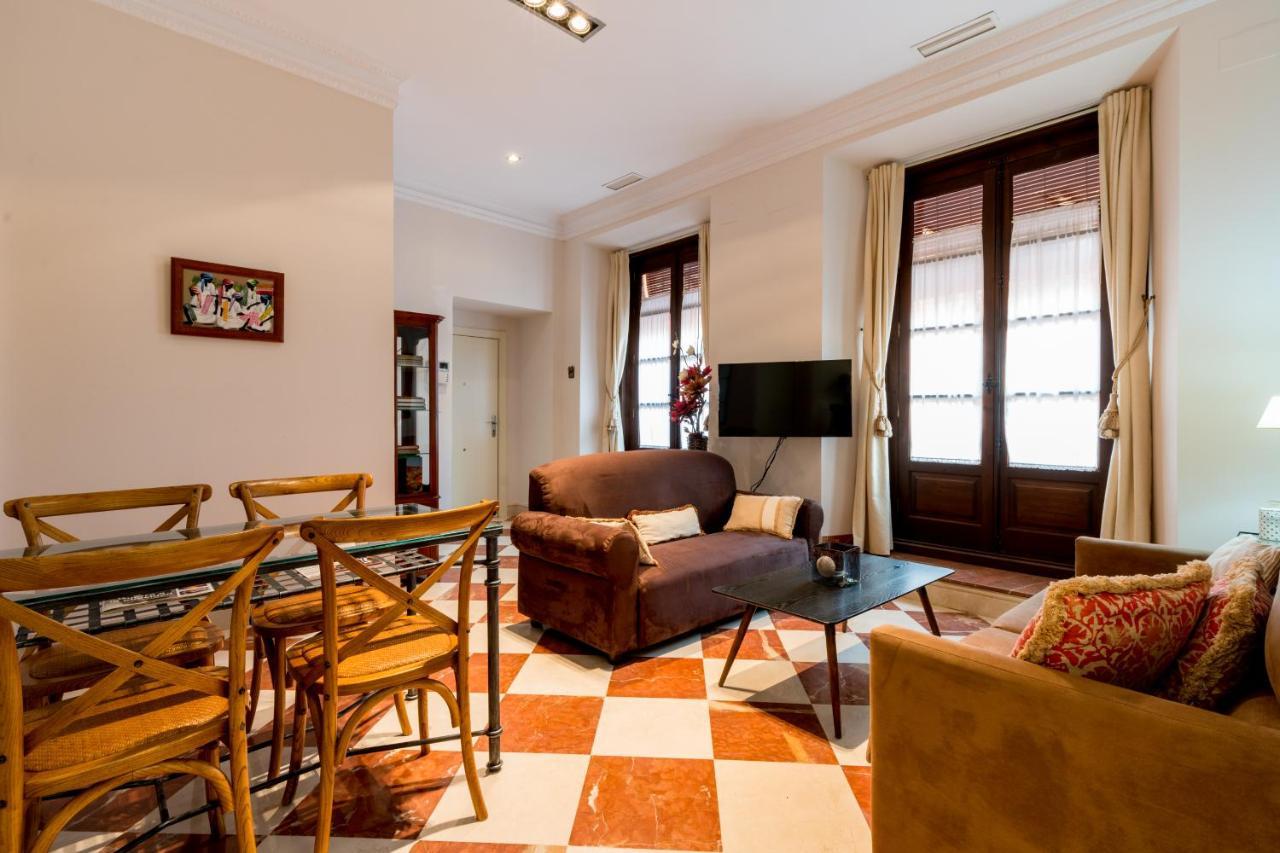 Quevedo Suite Sevilla Exteriér fotografie
