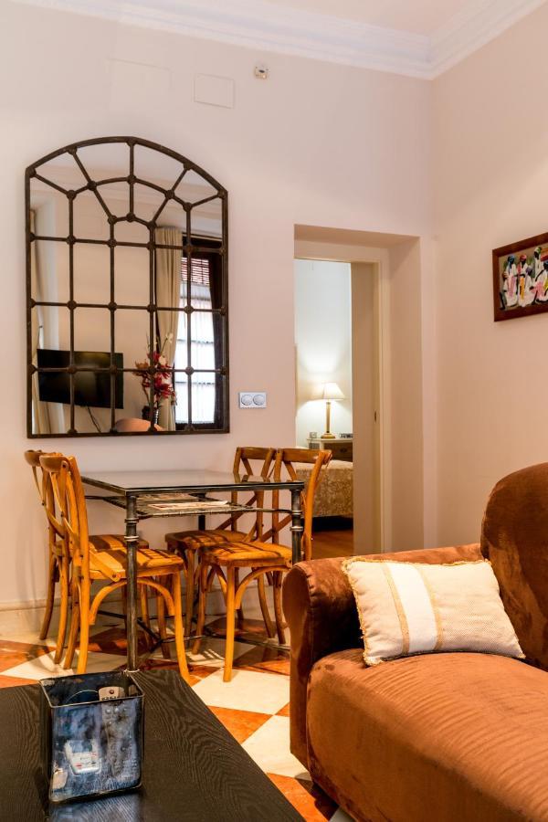 Quevedo Suite Sevilla Exteriér fotografie