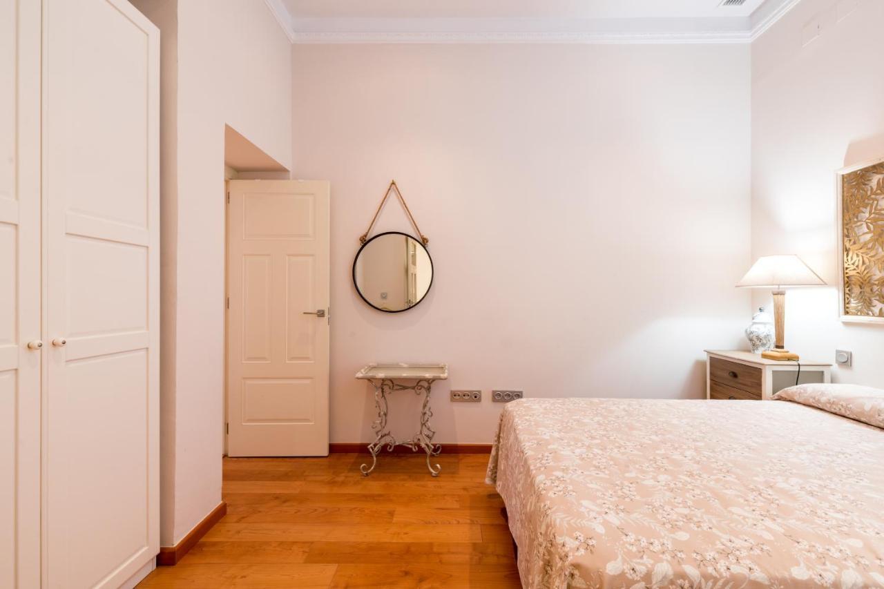 Quevedo Suite Sevilla Exteriér fotografie