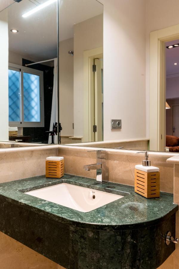 Quevedo Suite Sevilla Exteriér fotografie